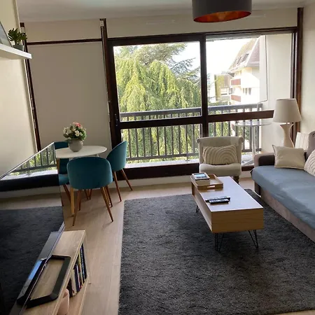 4 Personnes Piscine Balcon Parc Appartamento *