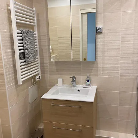 Appartement 4 Personnes Piscine Balcon Parc