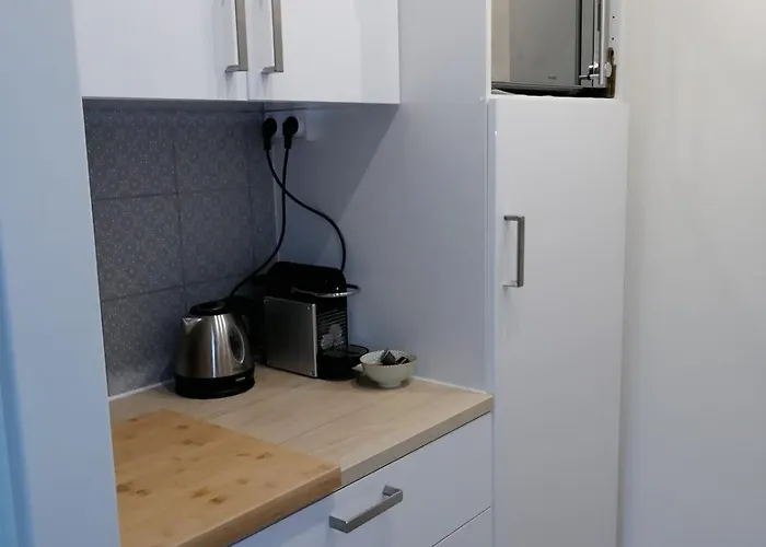 4 Personnes Piscine Balcon Parc